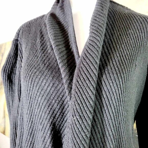 Used: BEBE Size S Color Black Cardigan - Picture 10 of 11